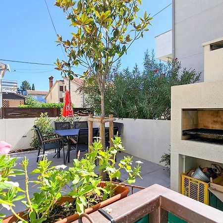 Maja One Apartment Novigrad  Luaran gambar