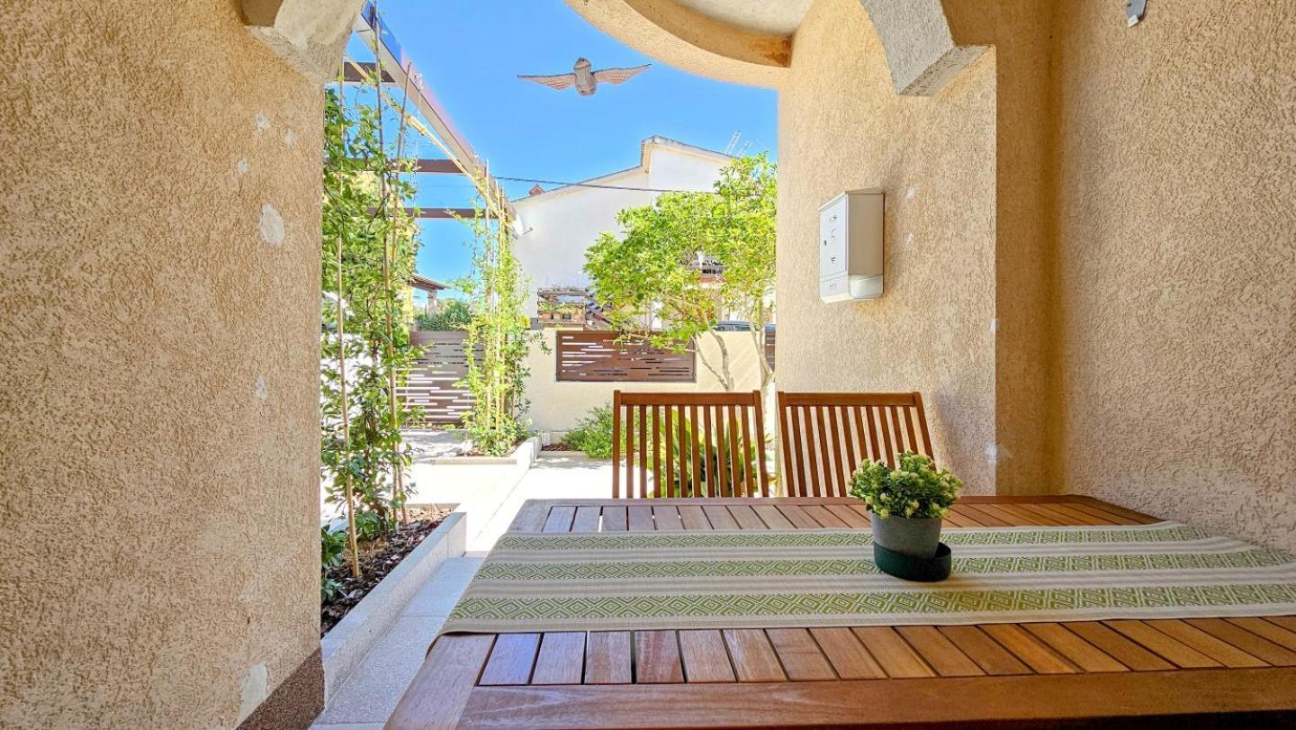 Maja One Apartment Novigrad  Luaran gambar