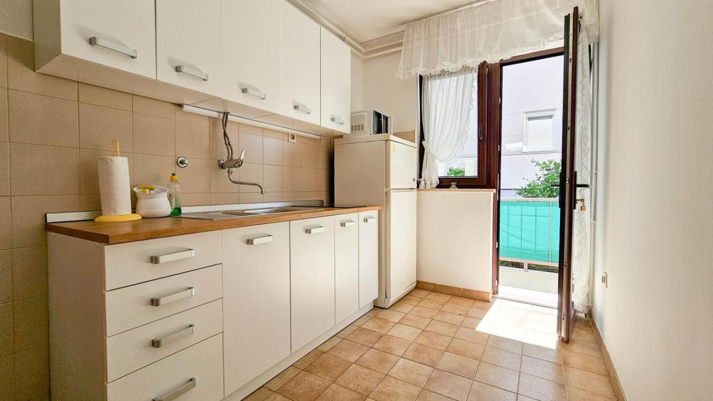Maja One Apartment Novigrad  Luaran gambar